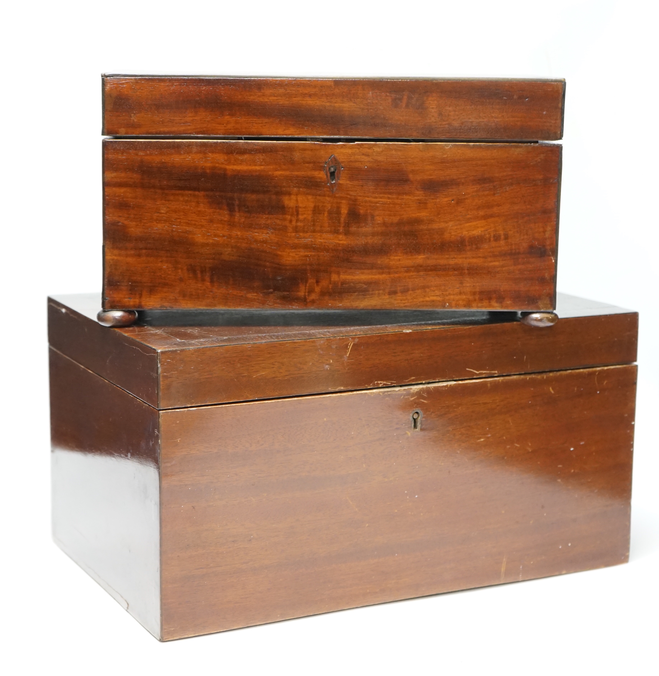 An early Victorian mahogany tea caddy and a jewellery casket, casket 37cm wide x 19cm high